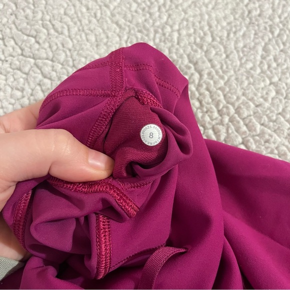 Lululemon Wunder Train High Rise Shorts - Picture 4 of 12